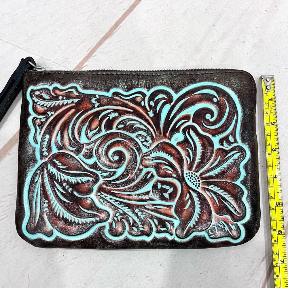 NWOT Patricia Nash Boho Turquoise Tooled Cassini Leather Wristlet Clutch Purse